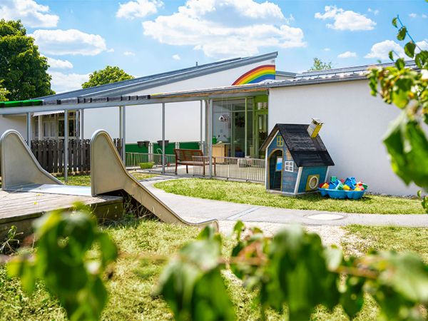 Kindergarten/-krippe Regenbogen in Ittling